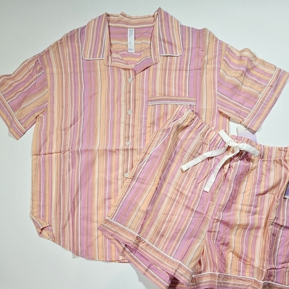 Stars Above Striped Pajamas Shirt & Short Set Multicolor Size Medium - Picture 10 of 14